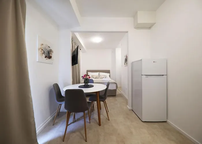 Feelings-1 By Interhome *